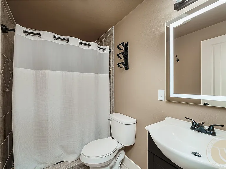 4-Bedroom Single-Family Home for Sale in Billings, MT – 0001903 Tiburon Ln – $518,000 - photo 9