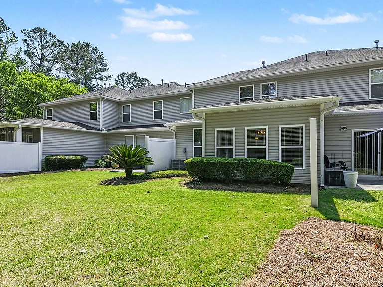 3-Bedroom Condo for Sale in North Charleston, SC – 0005150 Trump St Unit 1904 – $319,000 - photo 11