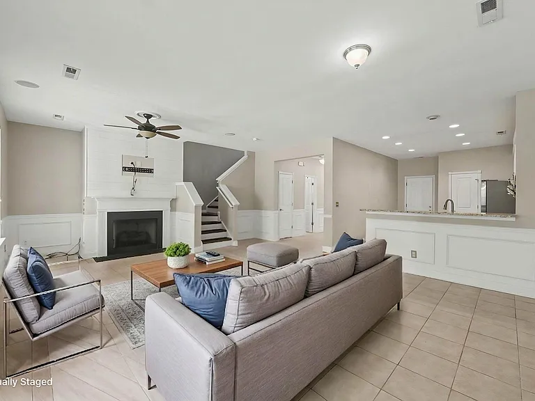 3-Bedroom Condo for Sale in North Charleston, SC – 0005150 Trump St Unit 1904 – $319,000 - photo 2