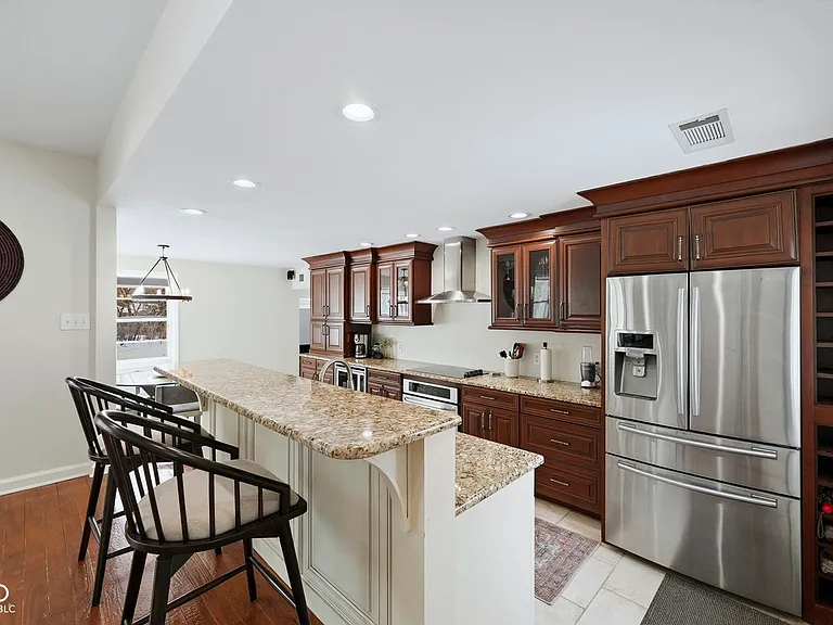 5-Bedroom Single-Family Home for Sale in Carmel, IN – 0001025 Oswego Rd – $1,200,000 - photo 9