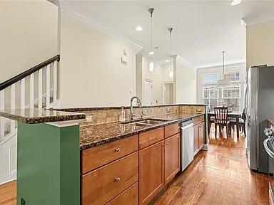 Nhà Bán Atlanta – Townhouse Đẹp Tại Candler Park, Gara 2 Xe - ảnh 3