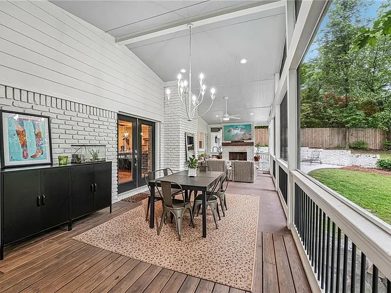 1664 Alderbrook Rd NE, Atlanta, GA 30345 - ảnh 5