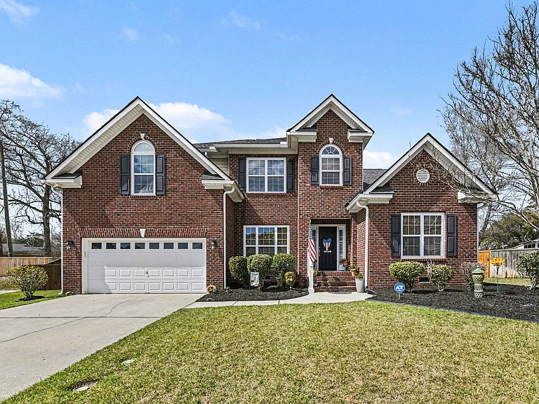 $585,000 - Nhà bán 4 phòng ngủ Summerville, SC 29485