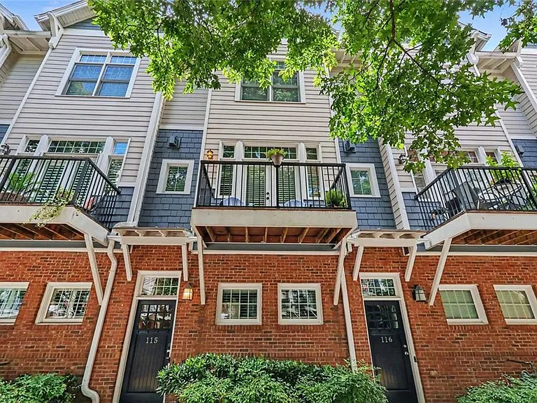 Nhà Bán Atlanta – Townhouse Đẹp Tại Candler Park, Gara 2 Xe